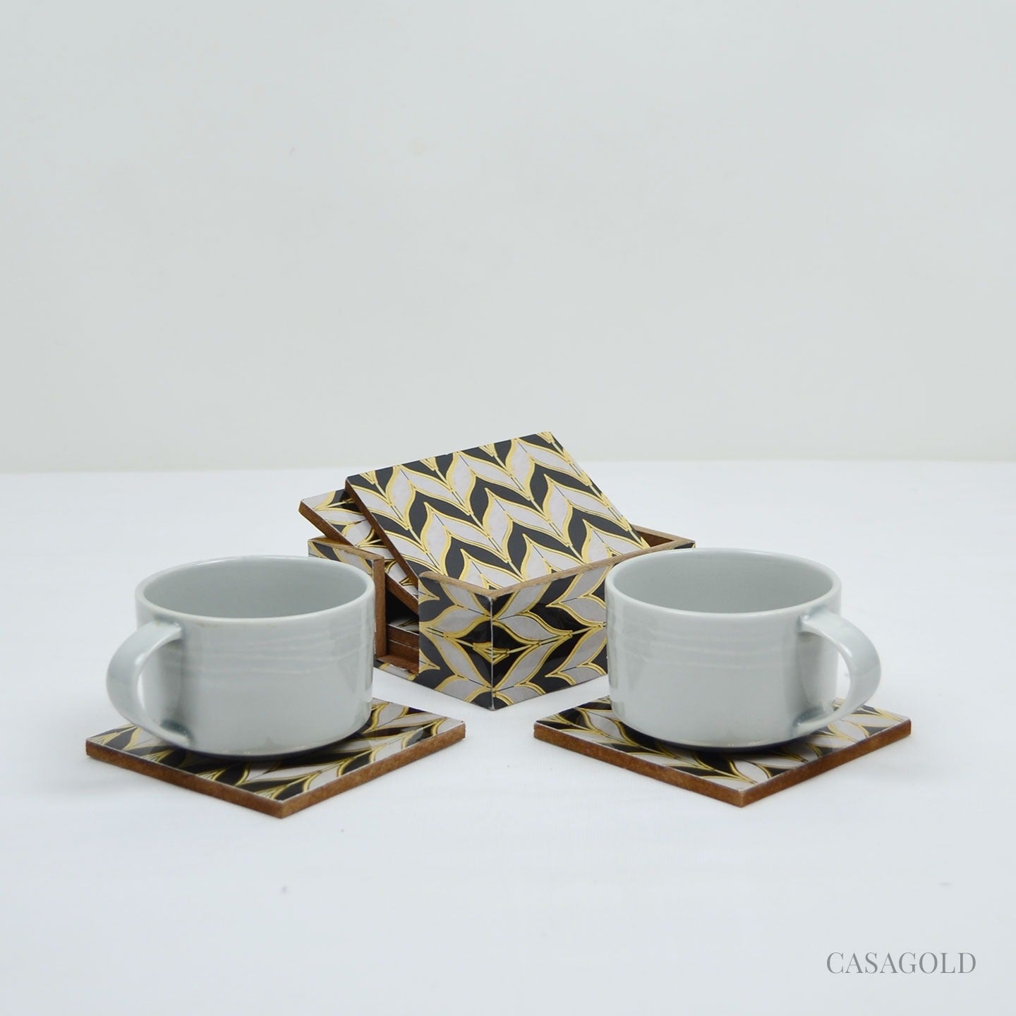 Practical coaster and tissue box for office desks