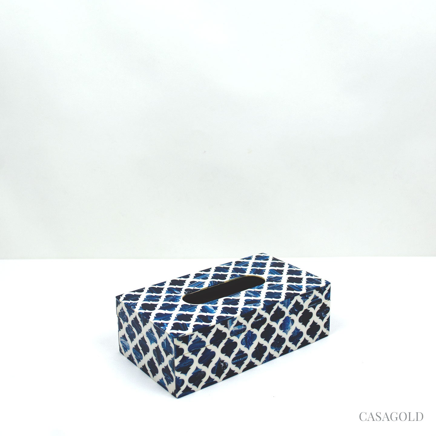 Decorative Bathroom Accessories Set with Leaf Motifs