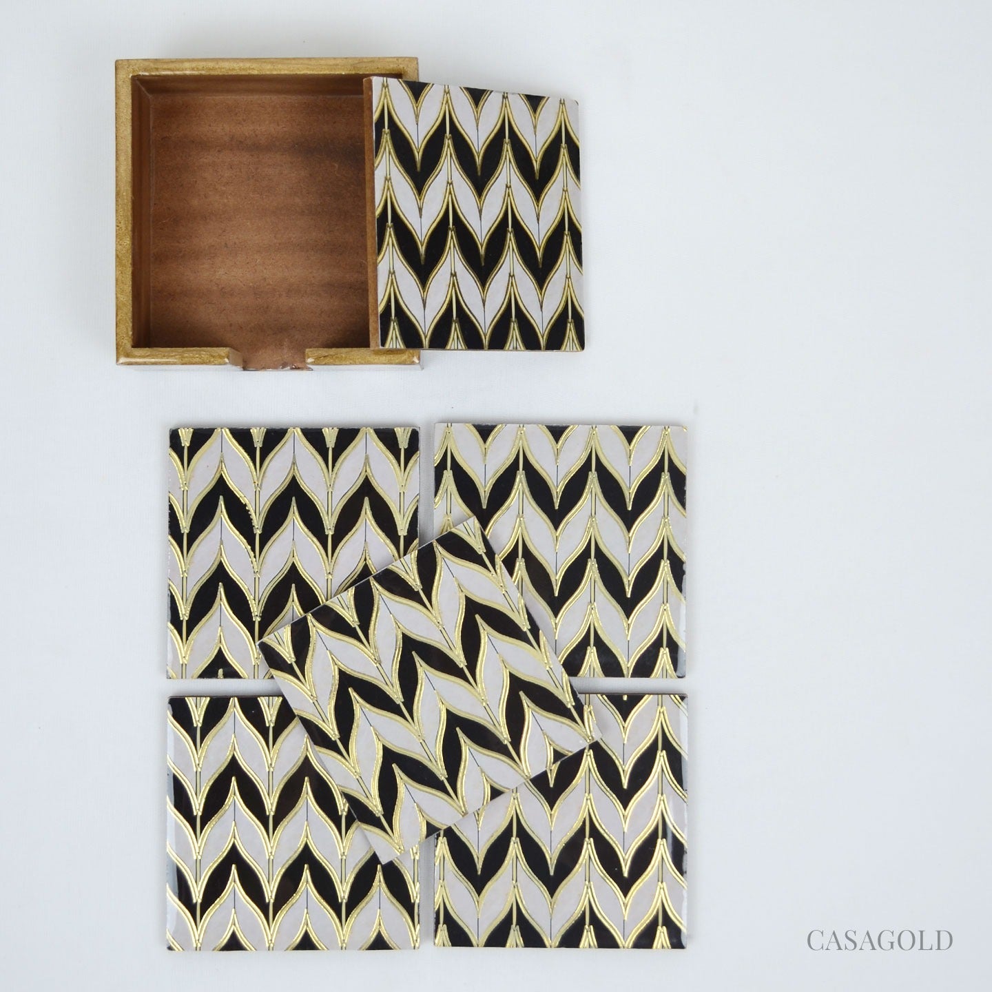 Beautiful tissue box with matching coaster set