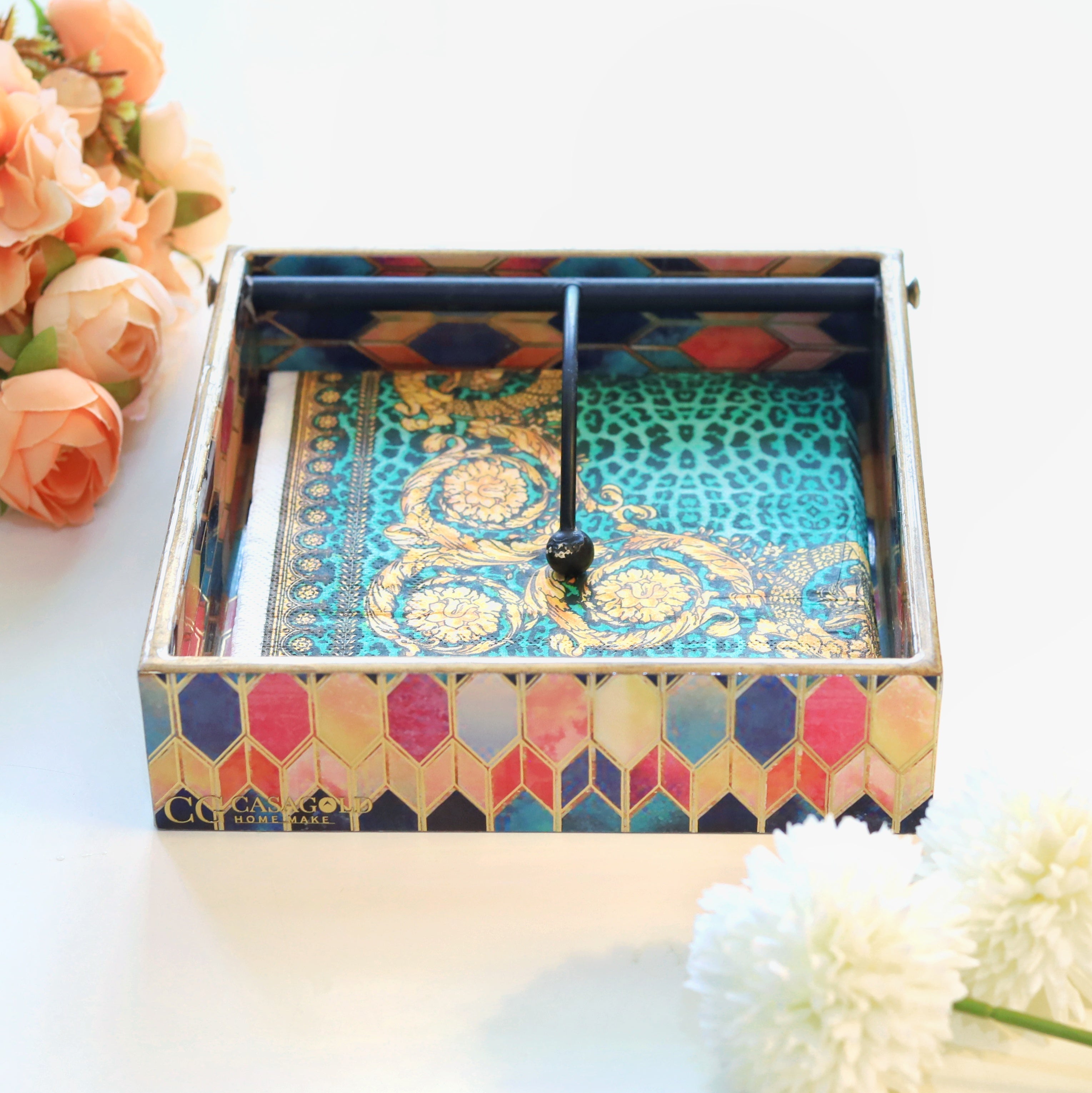 Decorative tissue tray for easy use
