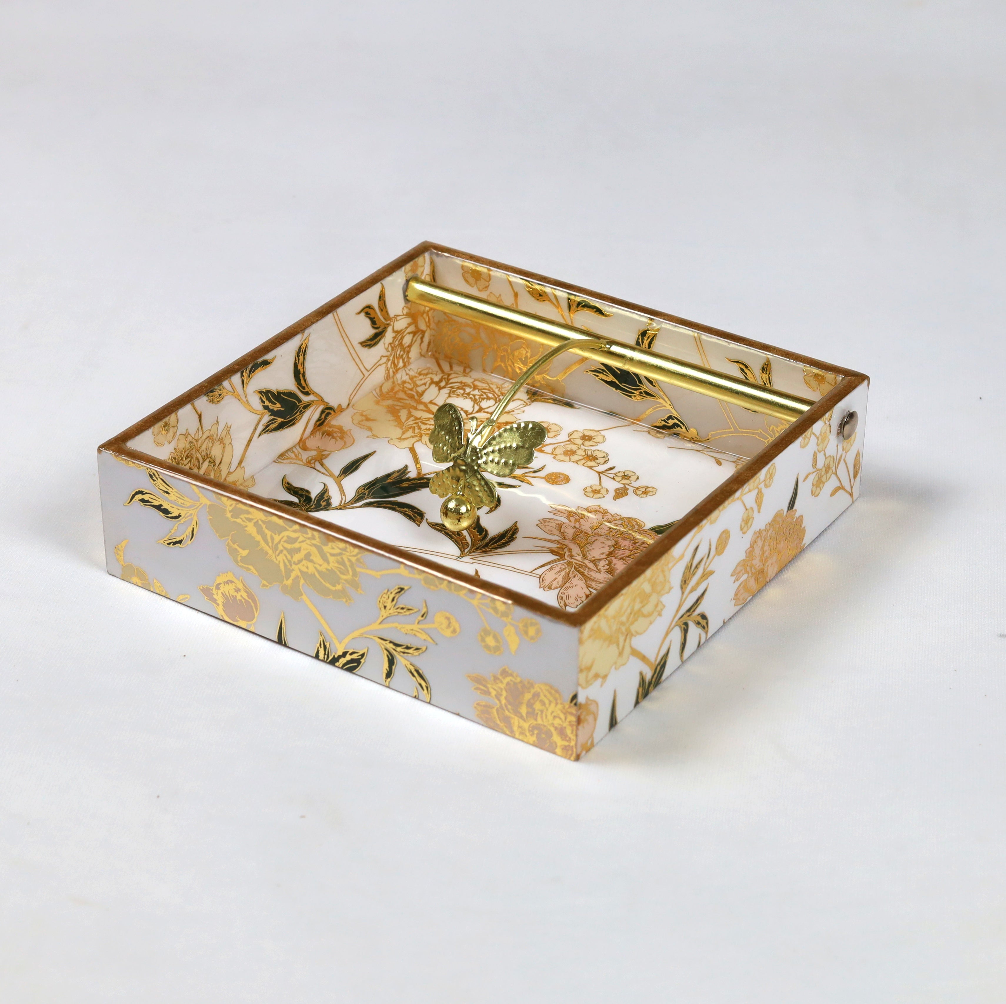 Designer tissue tray for upscale interiors