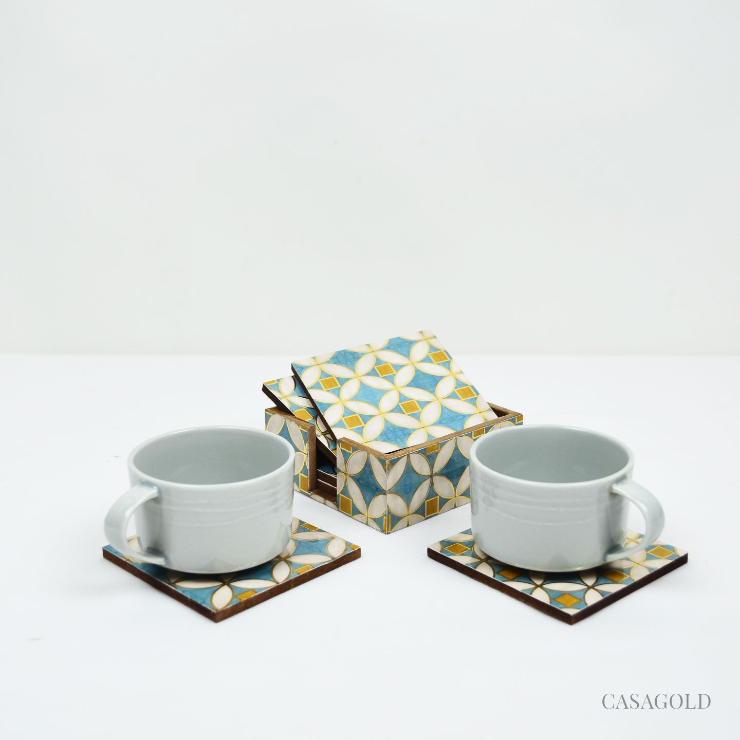 Sophisticated coaster and tissue box combo for homes