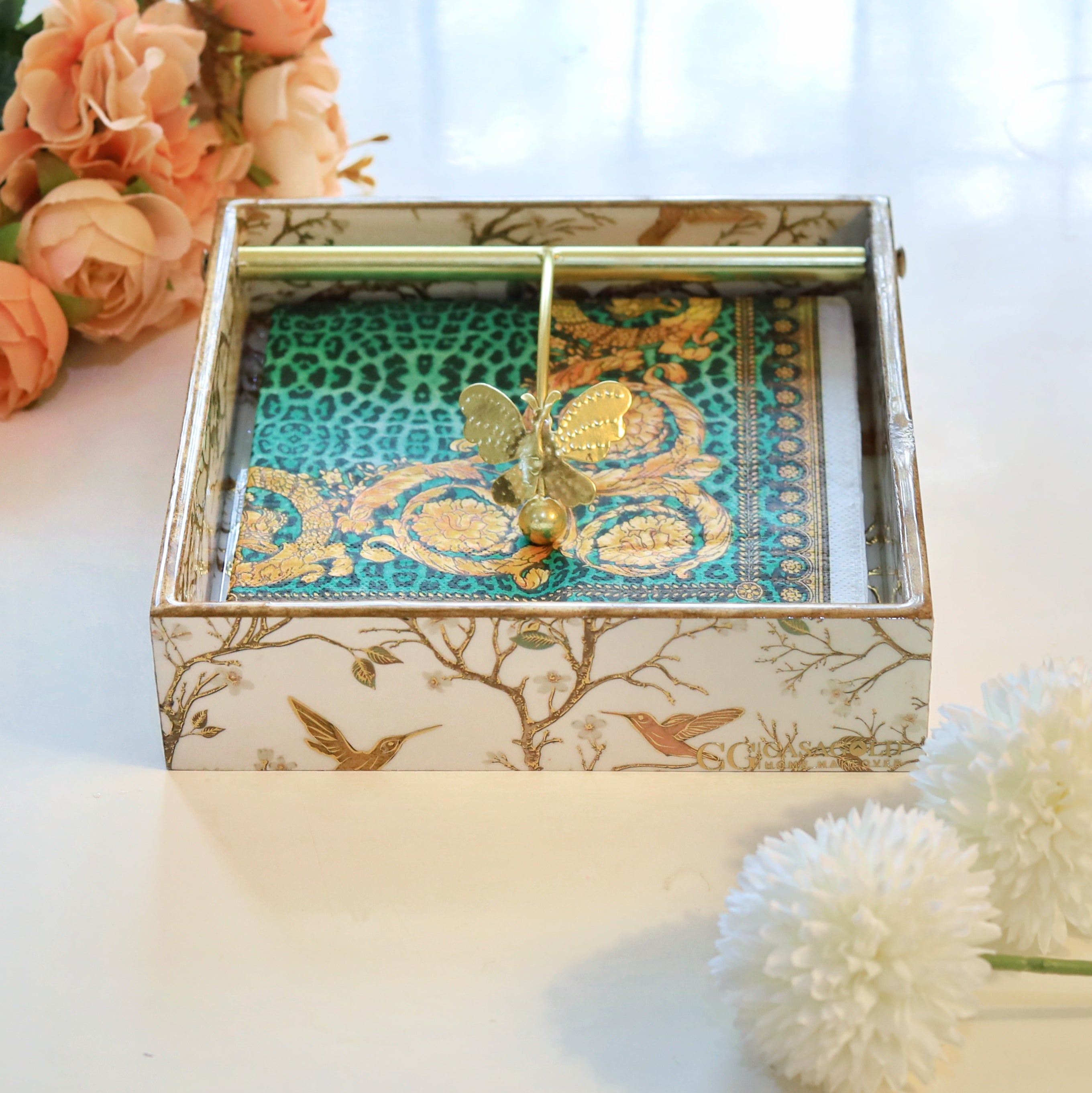 Elegant wooden tissue tray for luxury bathrooms