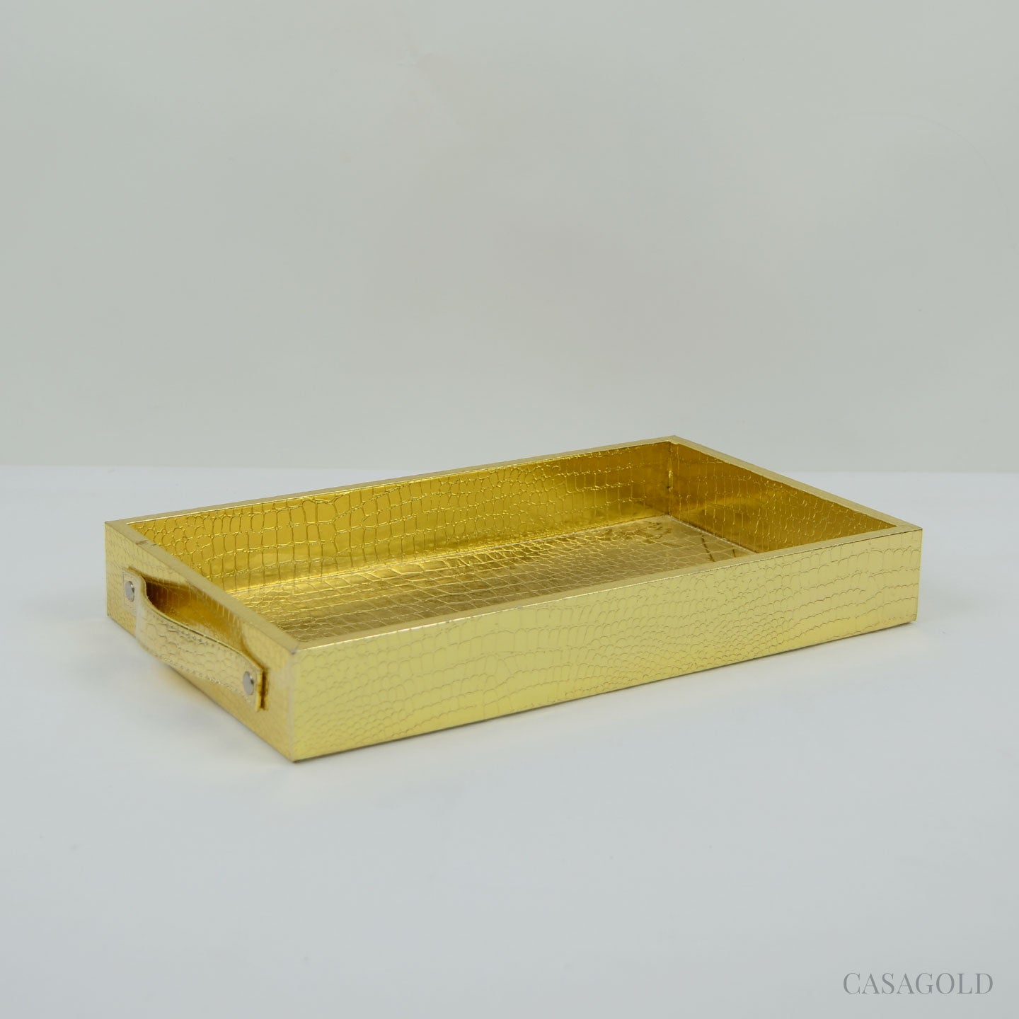 Handcrafted leather tray for gifting purposes