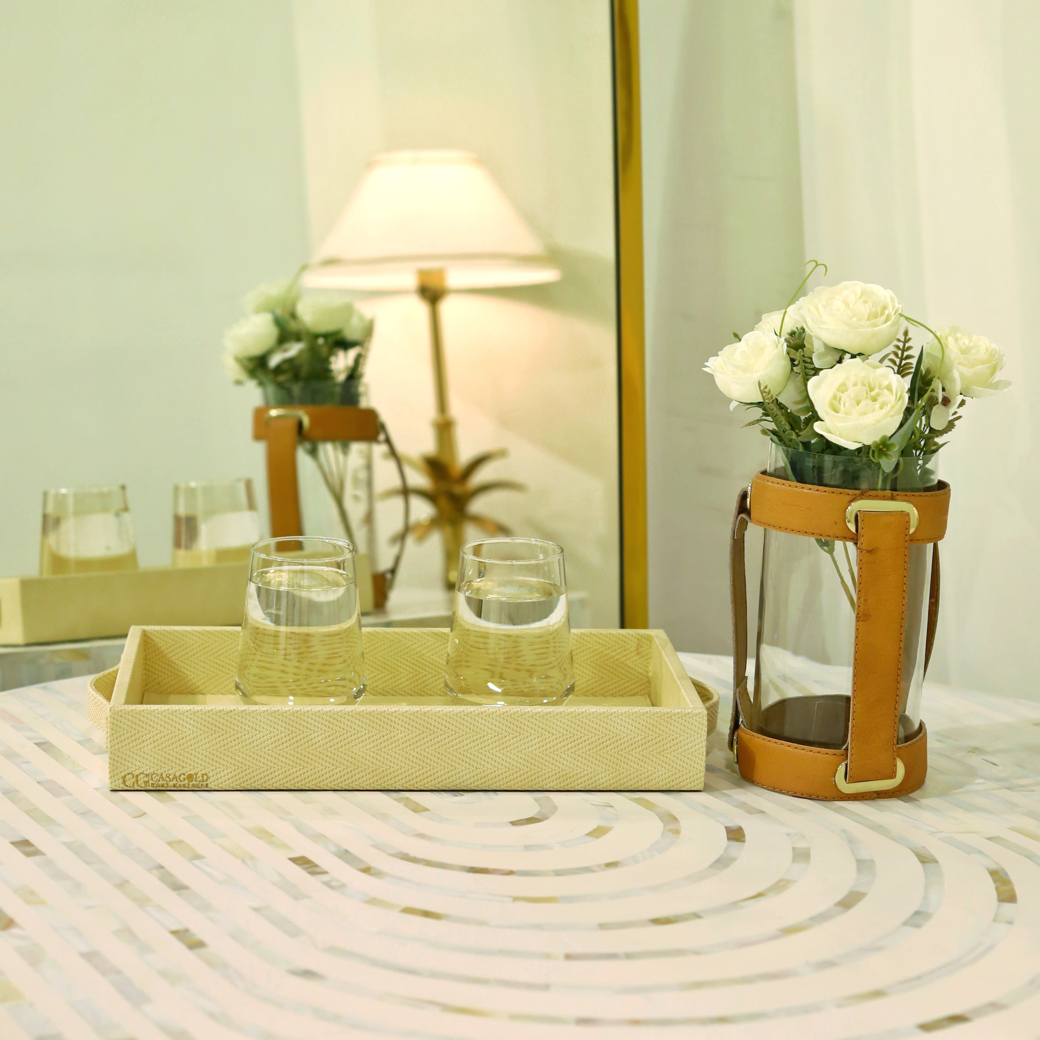 High-end leather tray for displaying collectibles