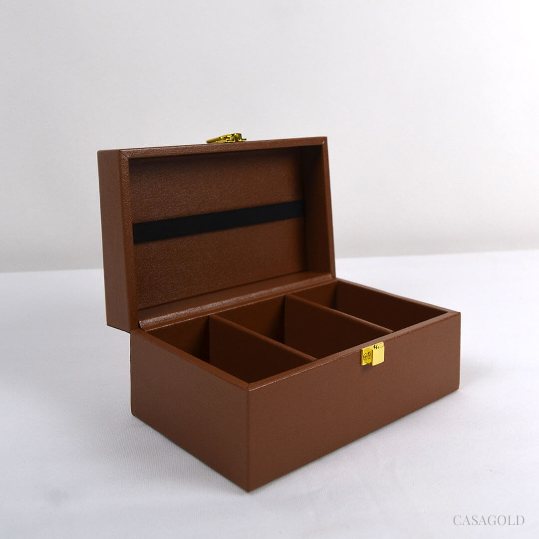 Leather poker set with deck and stylish case