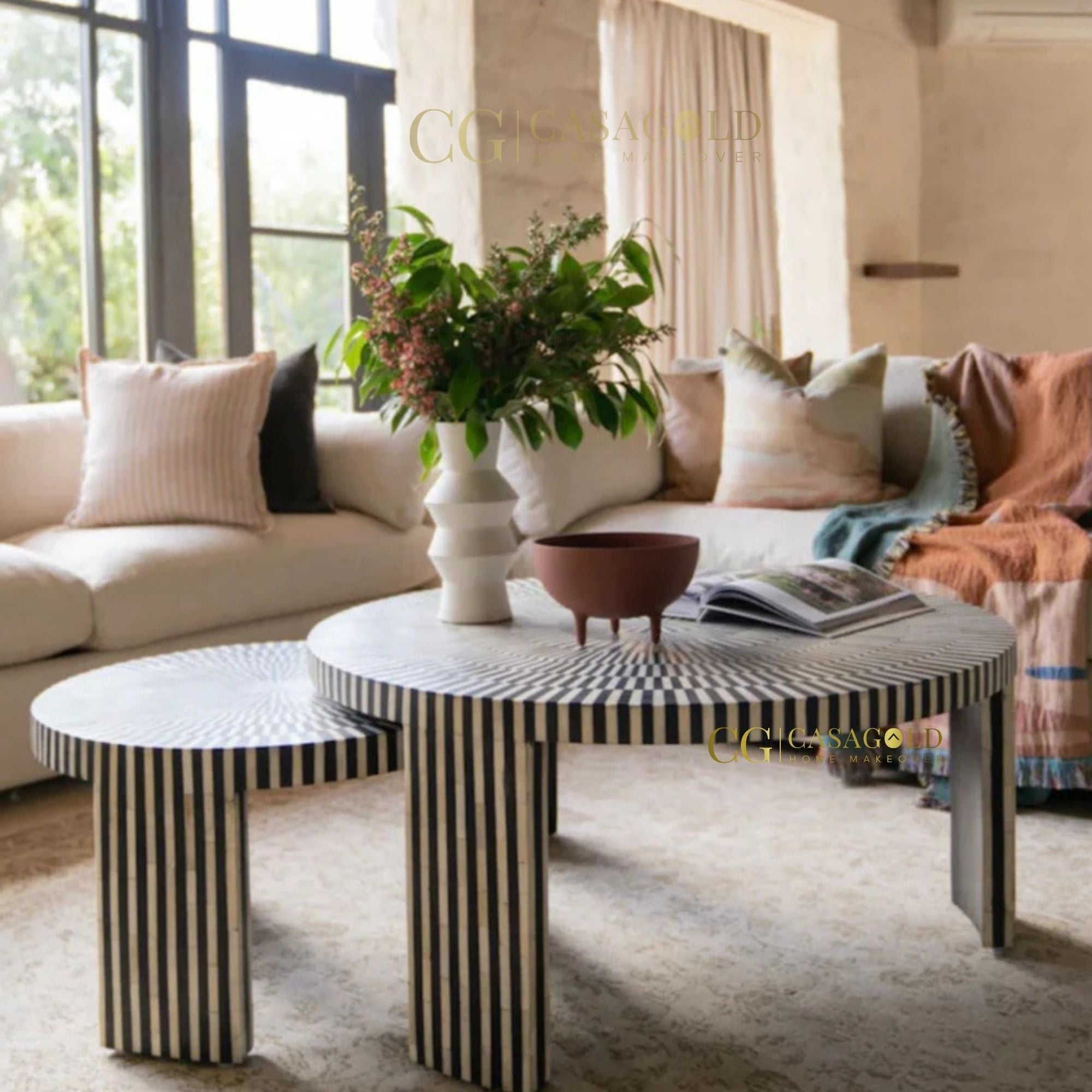Decorative inlay nesting tables set
