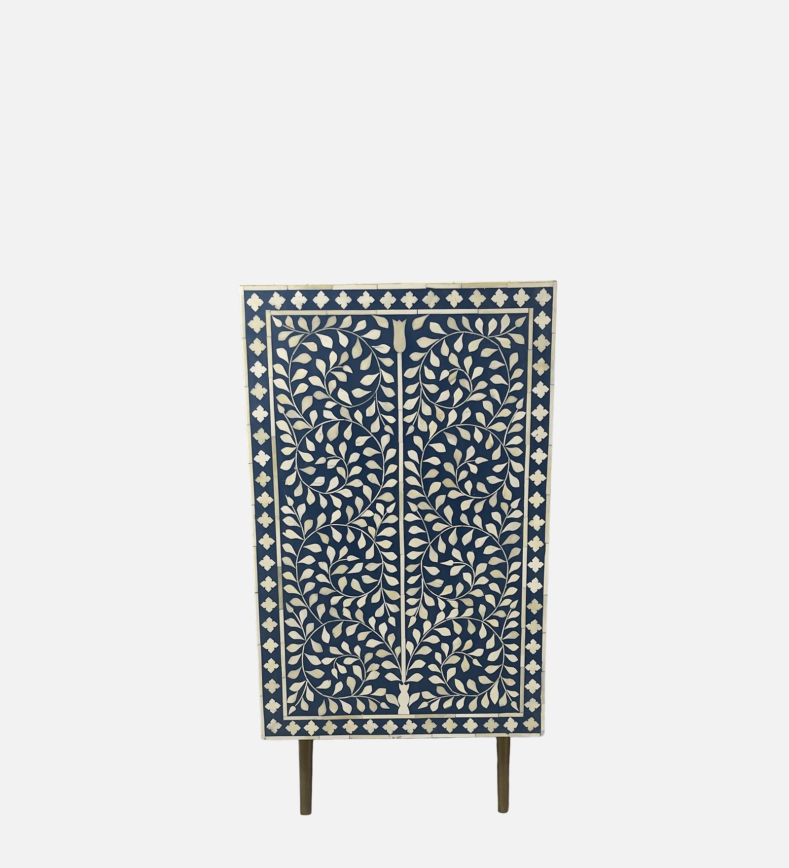 Monochrome Blue and White Inlay Chest