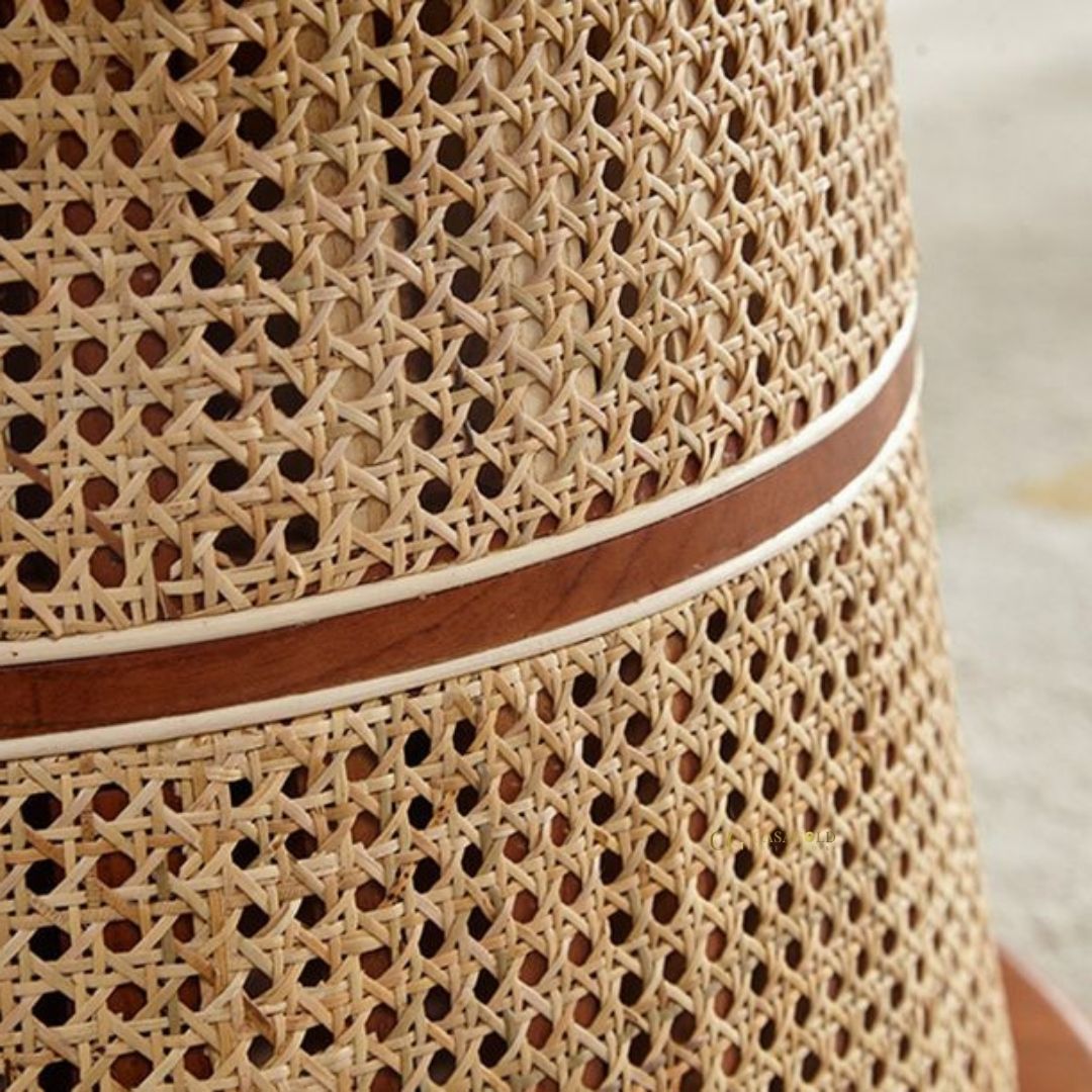 Round rattan dining table with 4 wooden rattan chairs