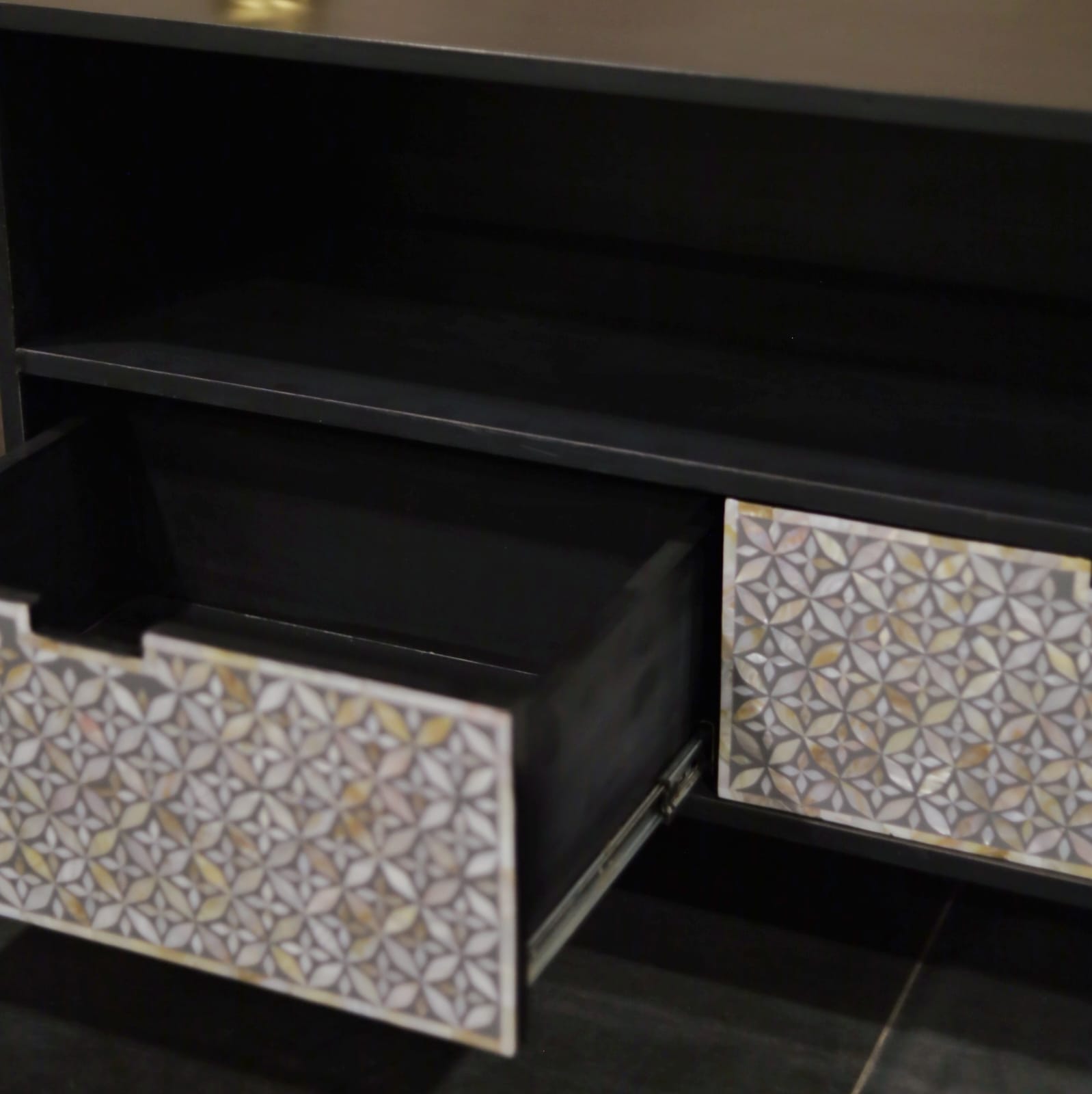 Inlay Media Unit - Geometric Floral (Grey Color ) (Ready to Ship)