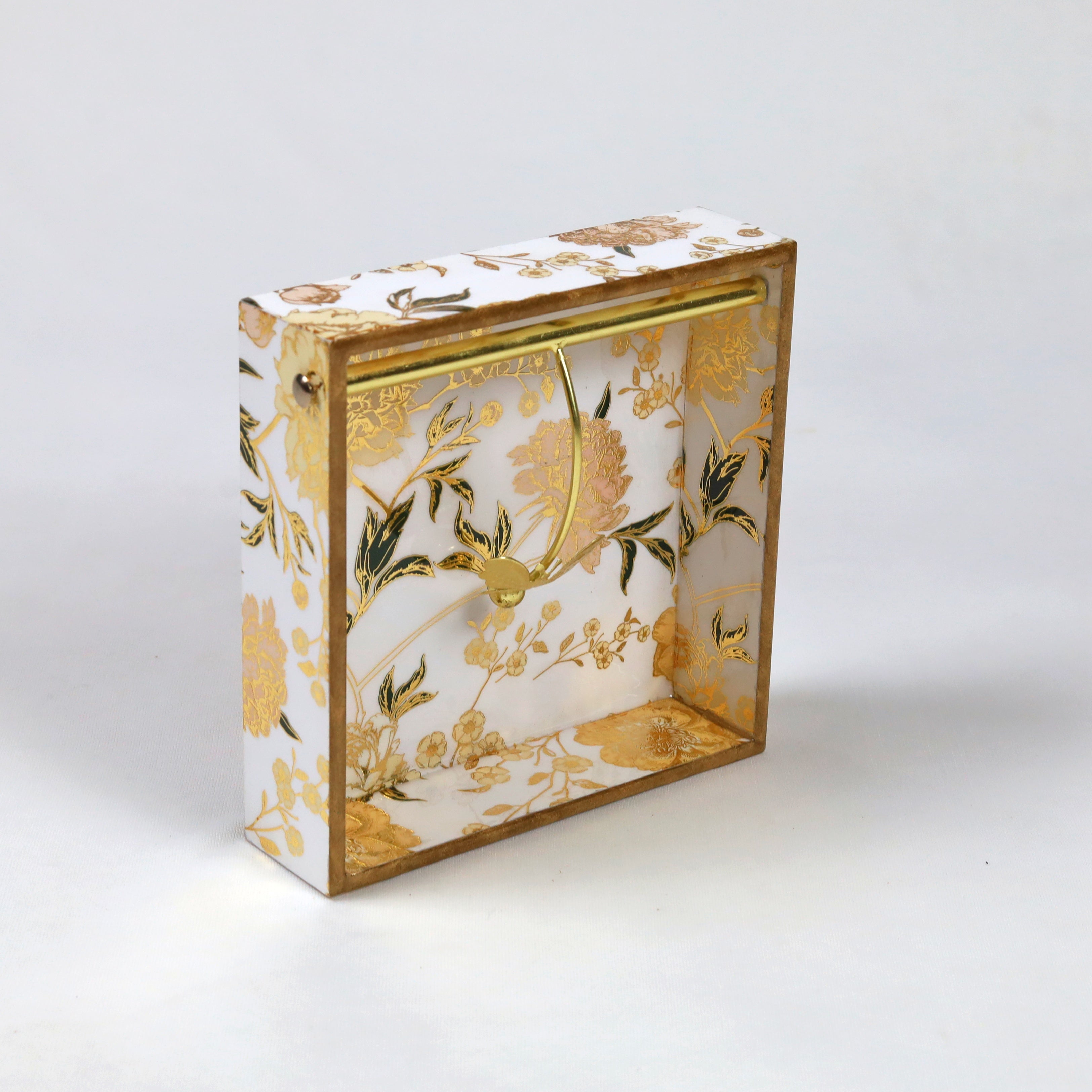 Durable wooden tissue tray for home and office use