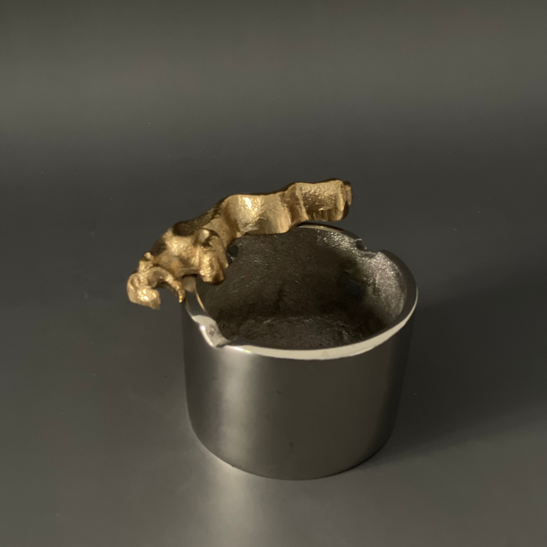 cigarette receptacle