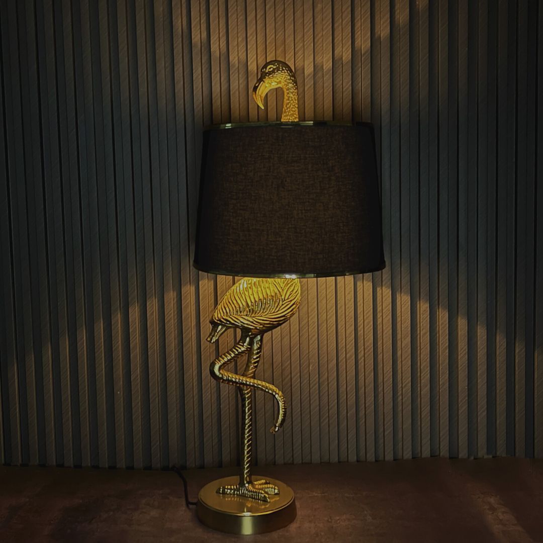 Metal Base Luxury Table Lamp for Luxe Interiors