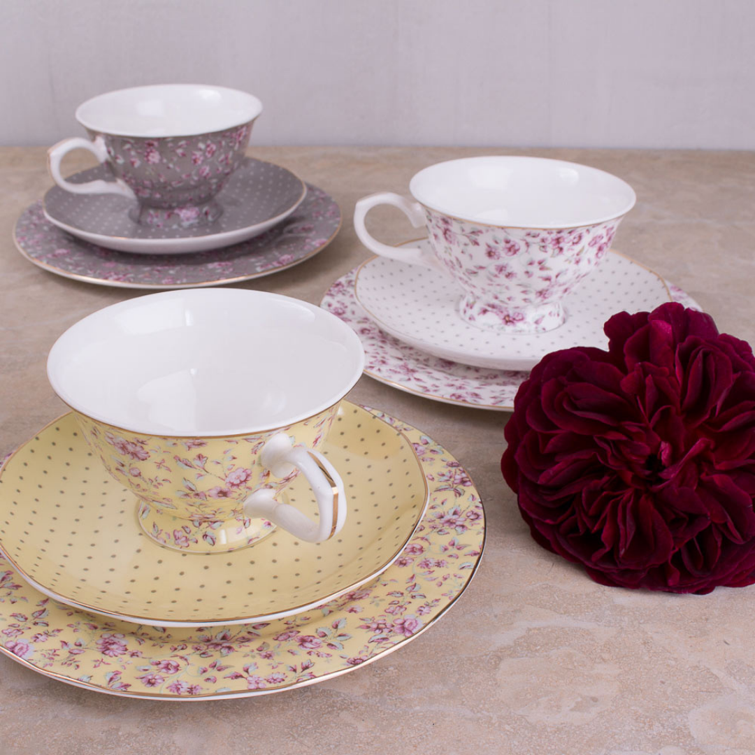 Sophisticated cup plate set for formal dining