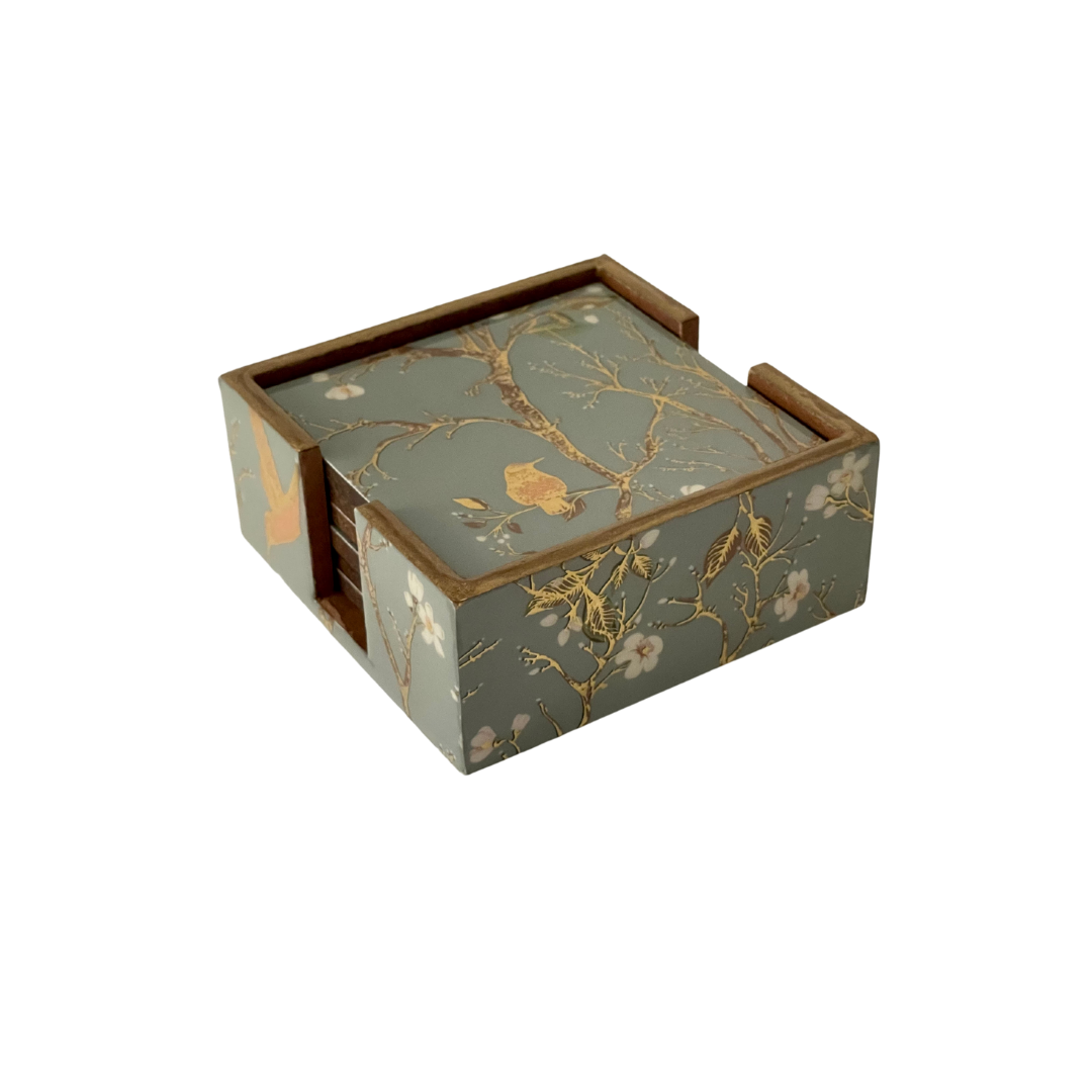 Sophisticated coaster and tissue box combo for homes