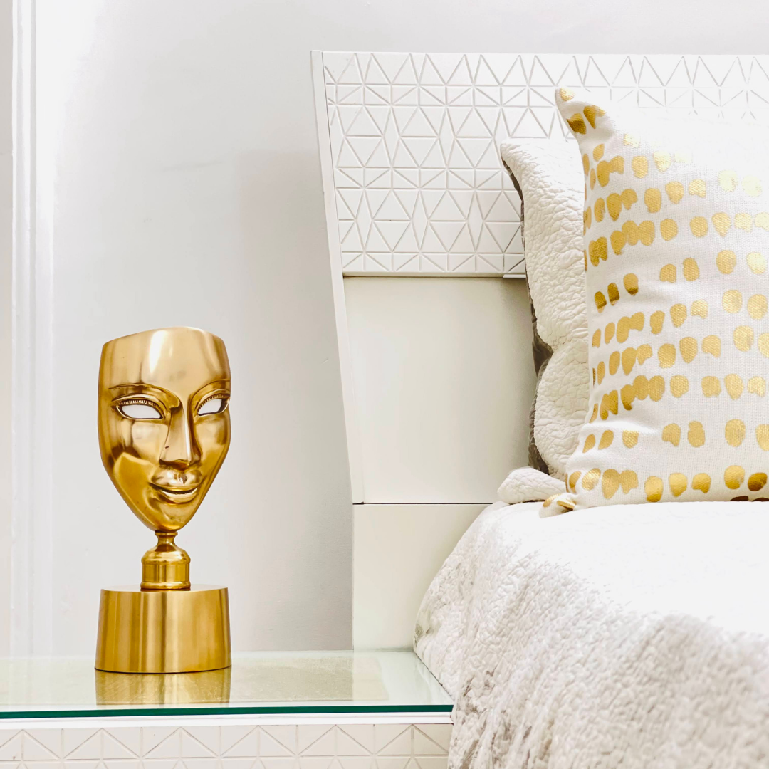 Luxury Artisanal Fcae  Table Lamp with Handcrafted Touch. face lamps bed side lamps golden lamps led lamps