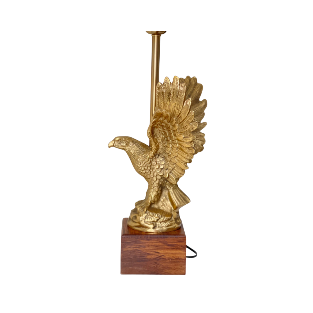 Luxury white shade Metal Table Lamp with wooden base