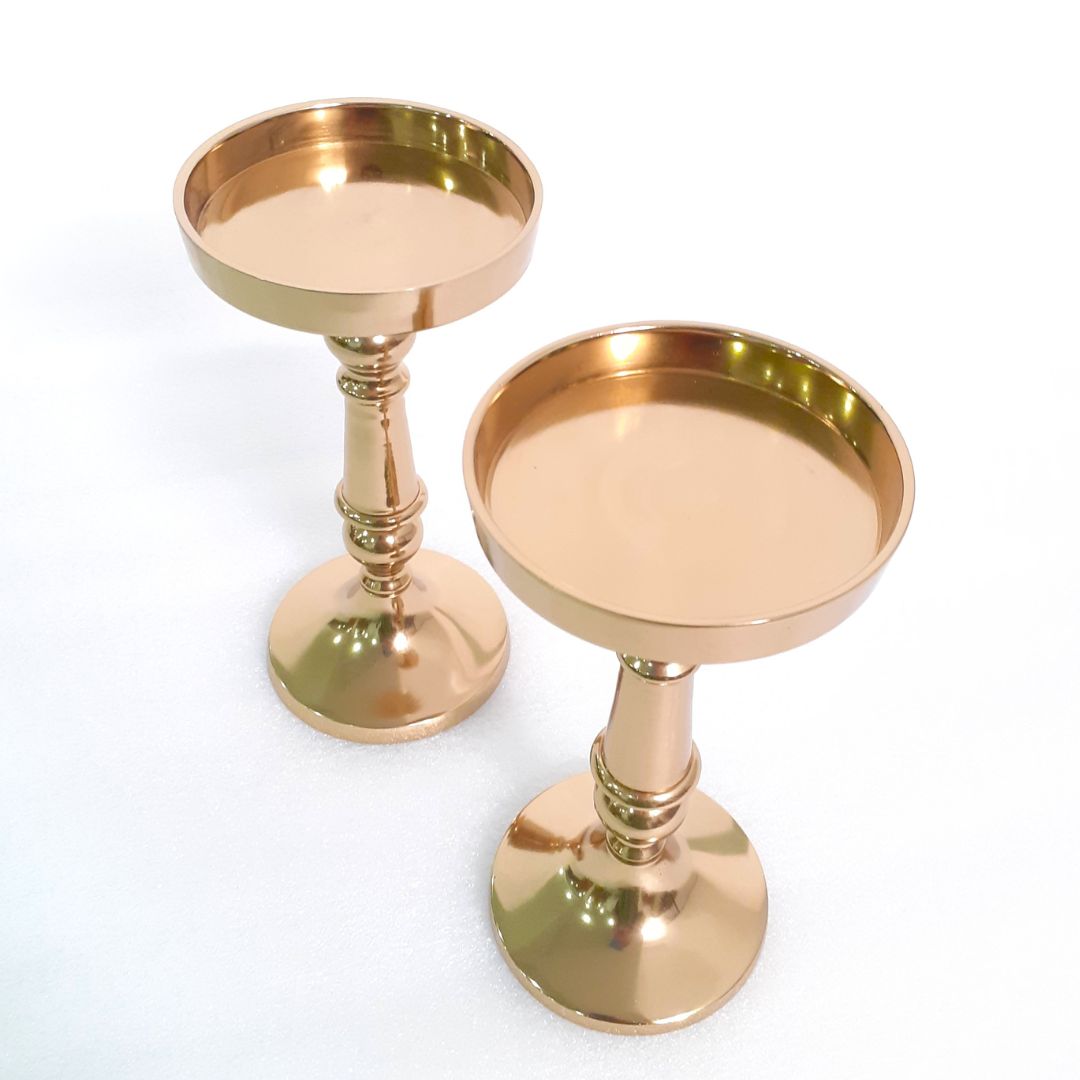Modern brass holder with a minimalist style