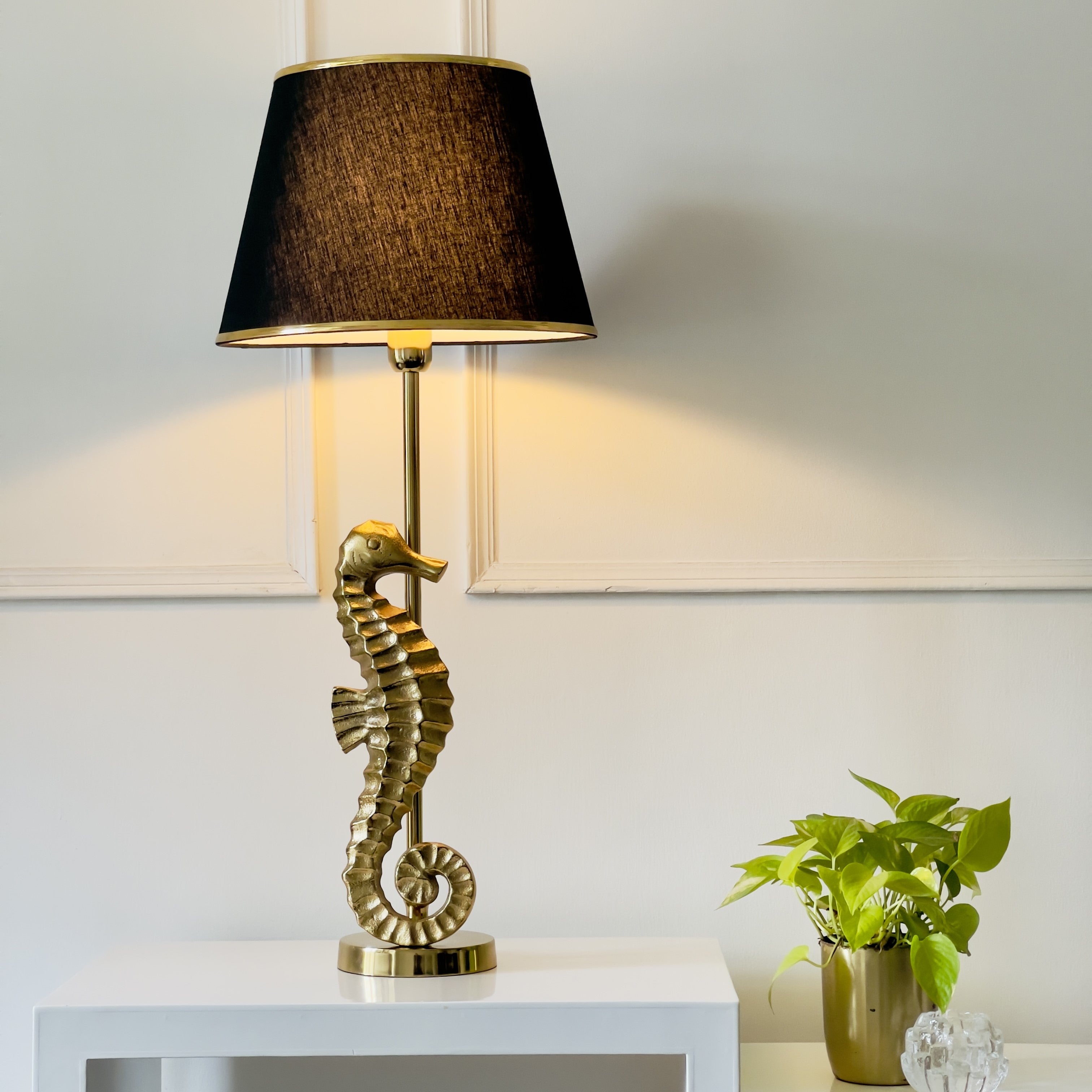 sea hourse lamps black shade lamps  bed side lamps  Black and gold luxury lamp for striking decor