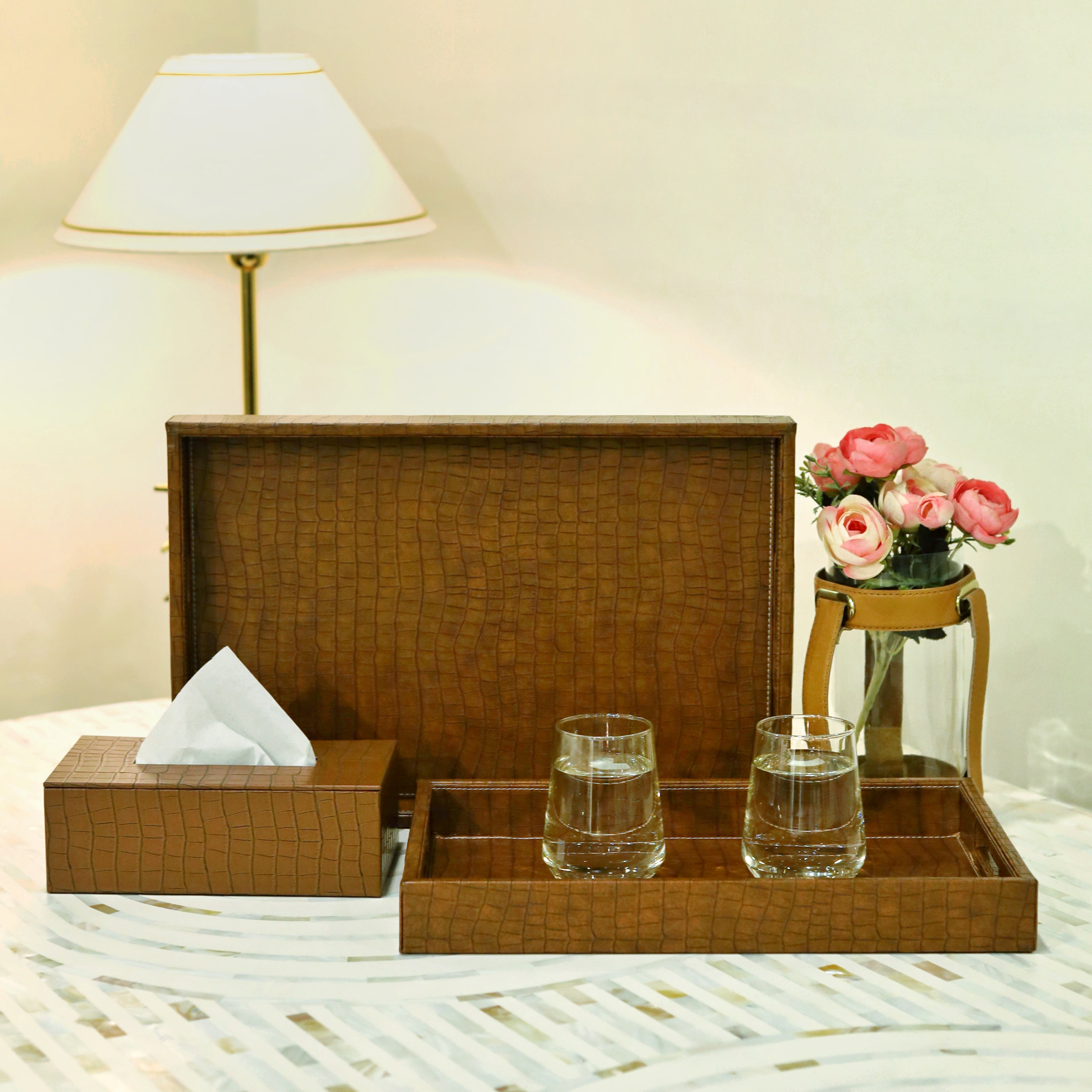 Set of 2 Leather Tray & Tissue Holder Set