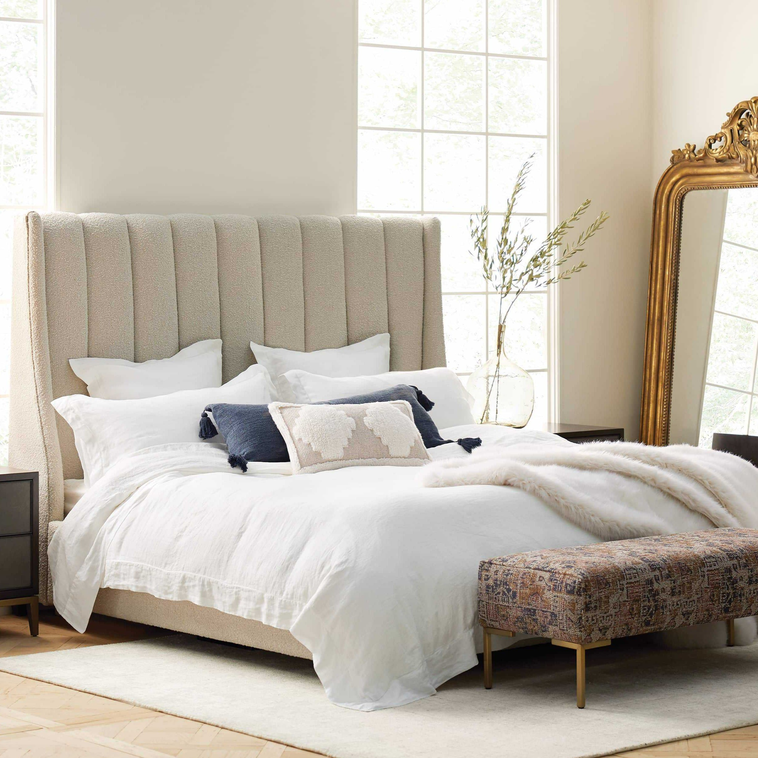 Hayworth WingBack Upholstered Bed