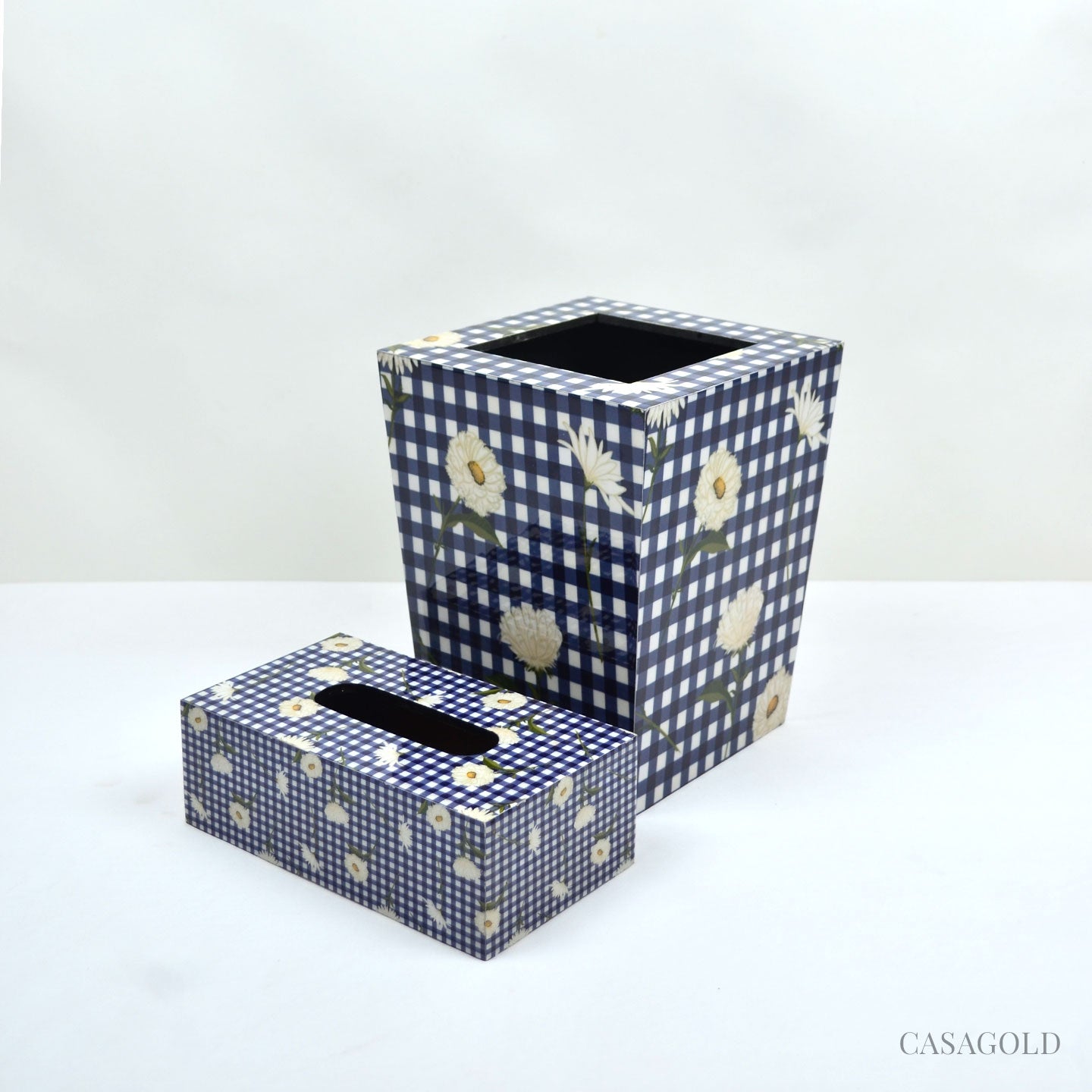 Blue Dustbin for Luxe Bathroom Decor	