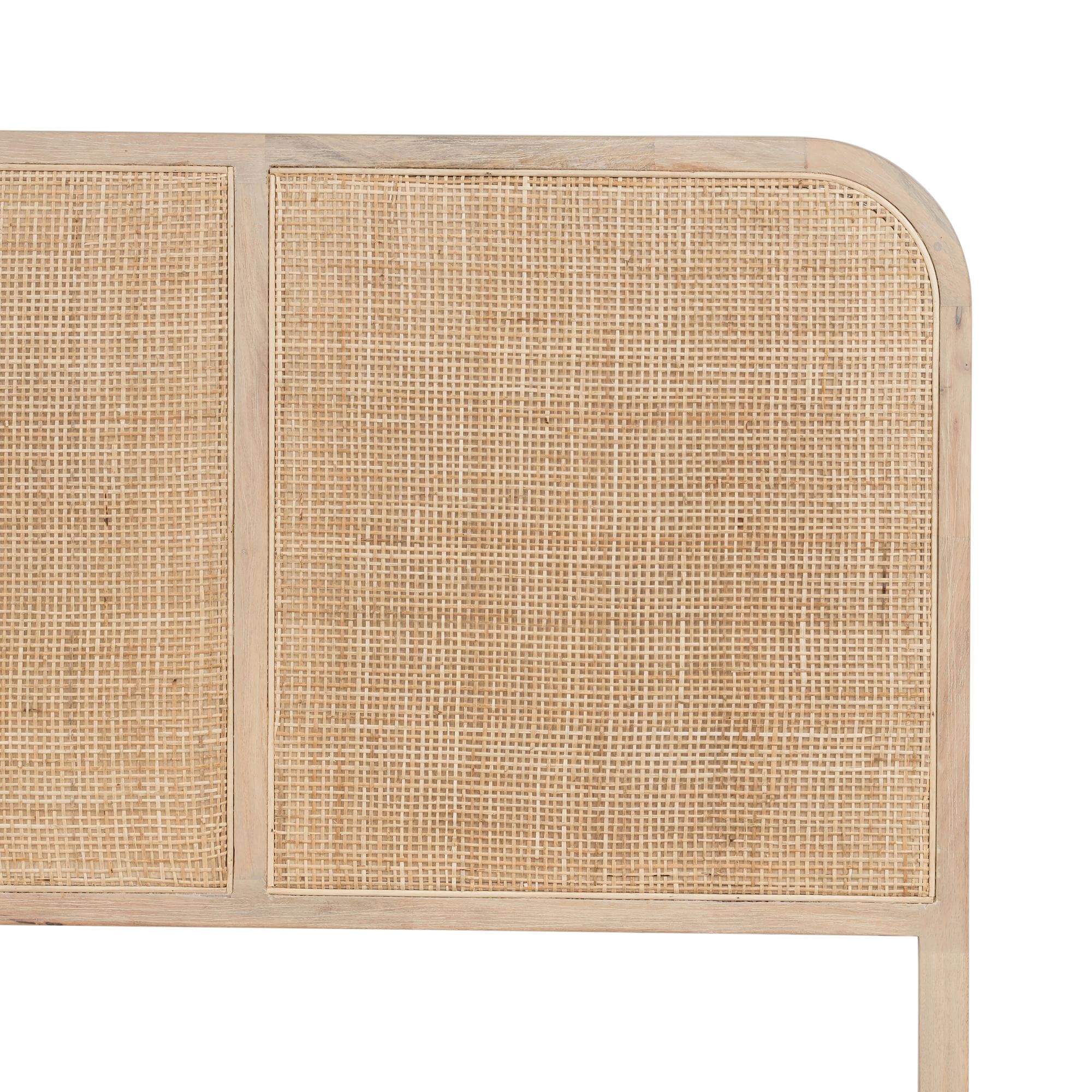 King wings bed with tufted headboard detail