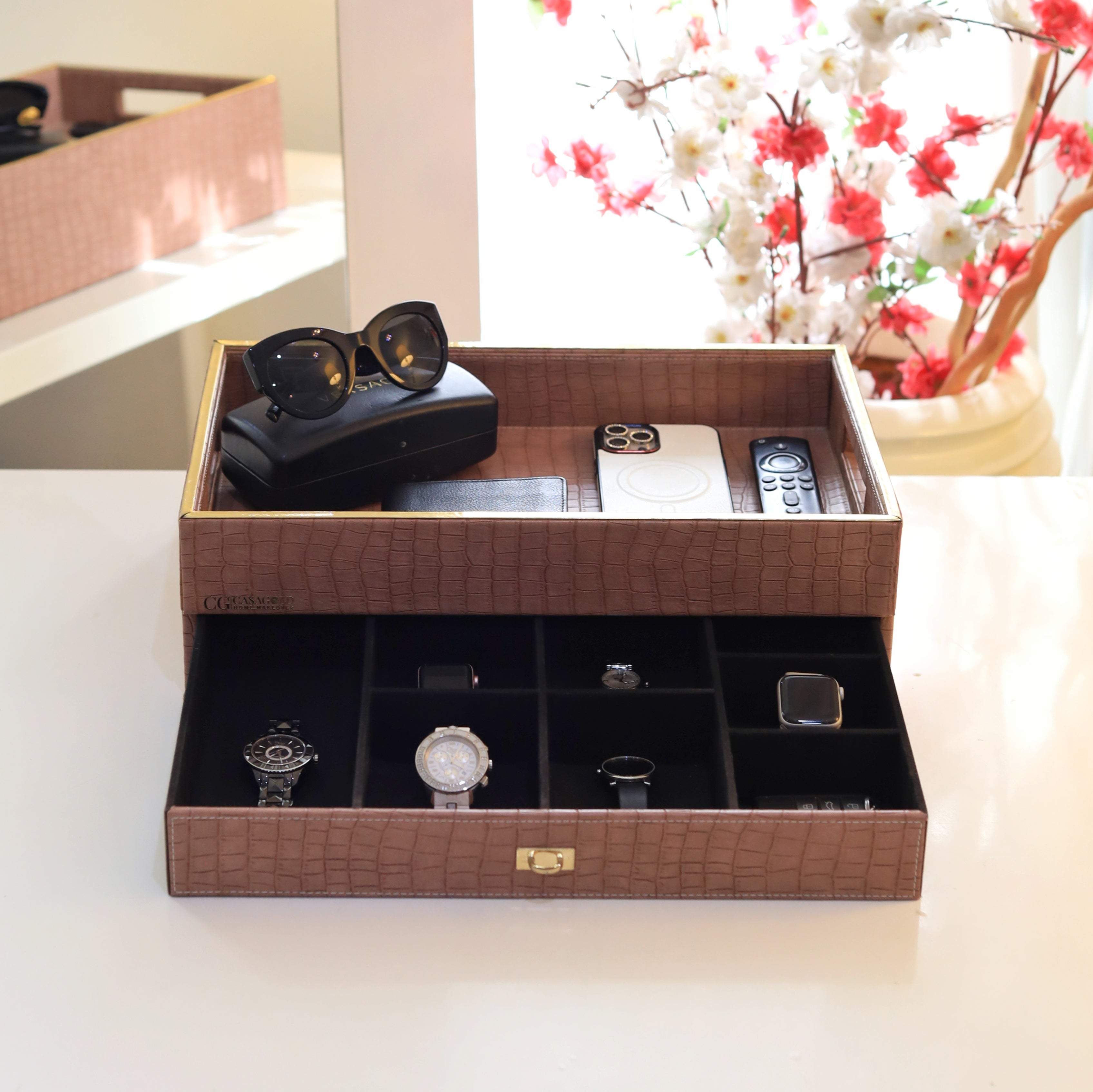 Tea tray featuring a luxurious storage box
