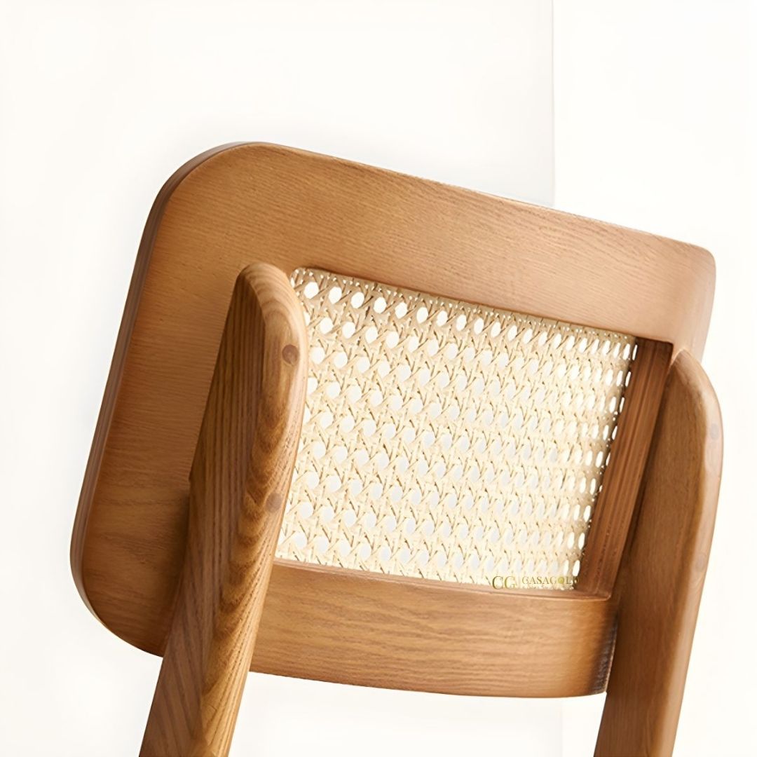 Natural rattan bar chair with high backrest and wood legs