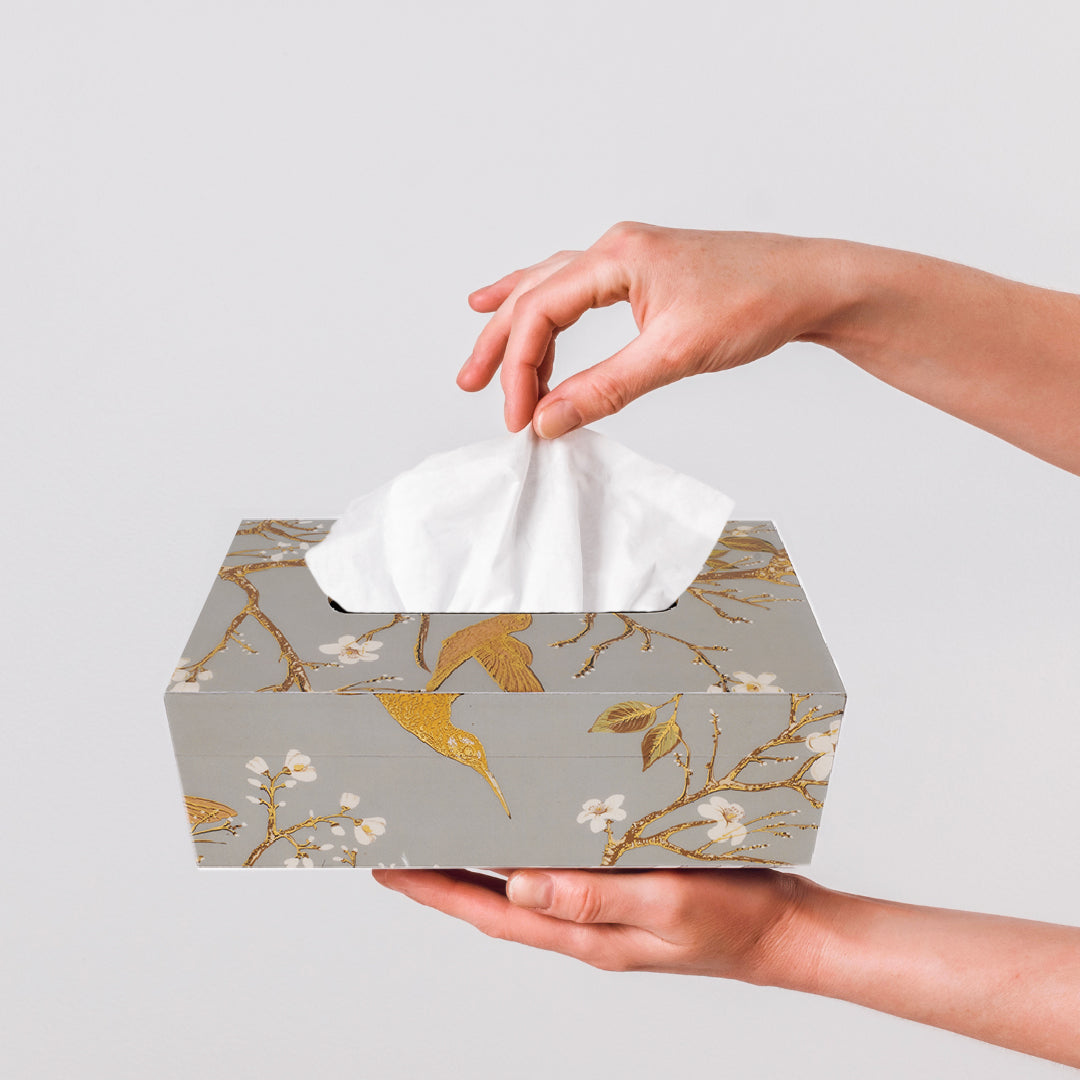 Elegant tissue box to complement luxury spaces
