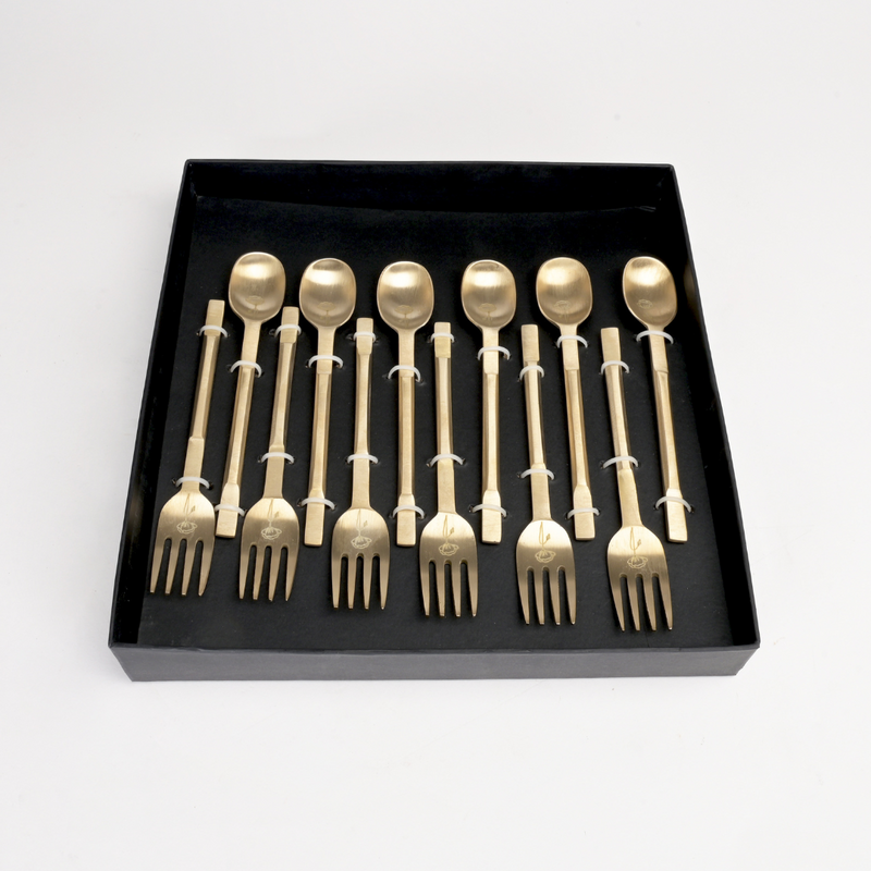 12 Pc Cutlery Set in Antique Finish