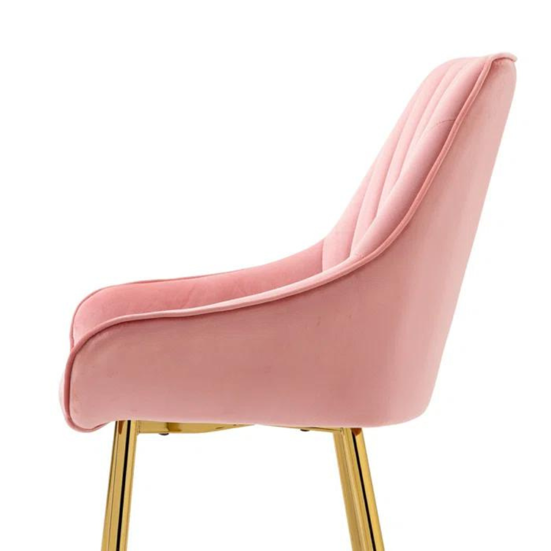 Classic Chesterfield tufted lounge chair for elegant spaces
