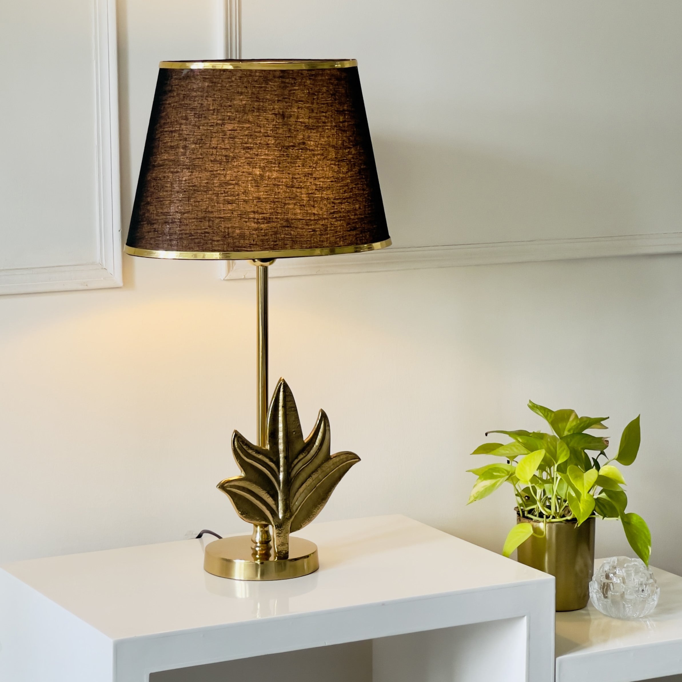 Ivy Leaf - Table Lamp