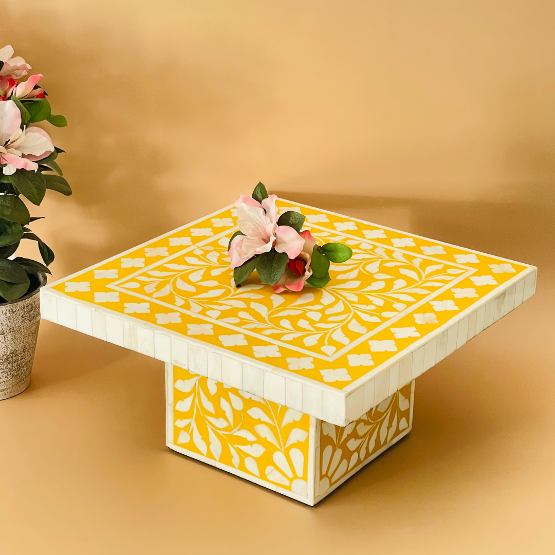 Luxury Bone Motif Cake Display	