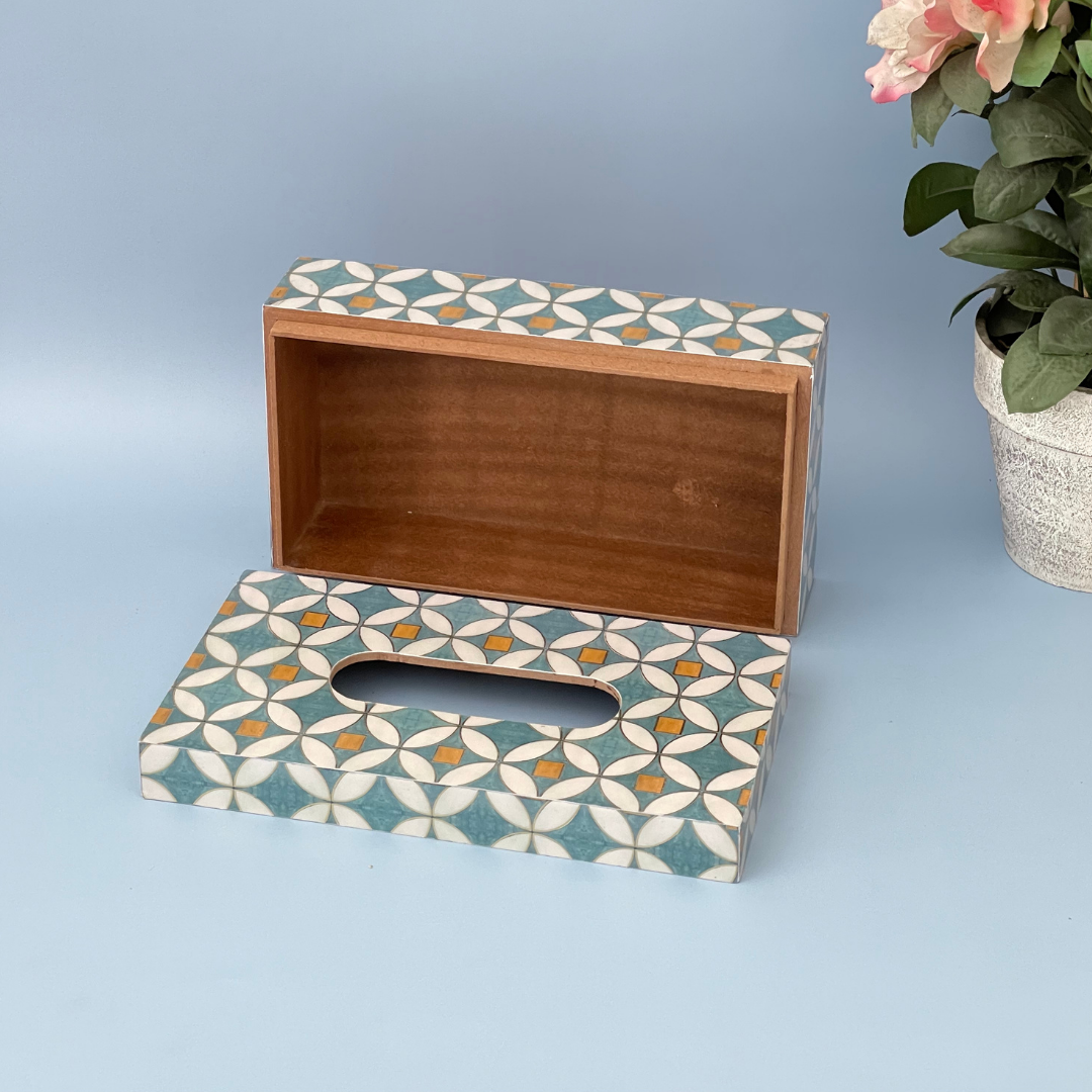 Stylish tissue box ideal for gifting purposes
