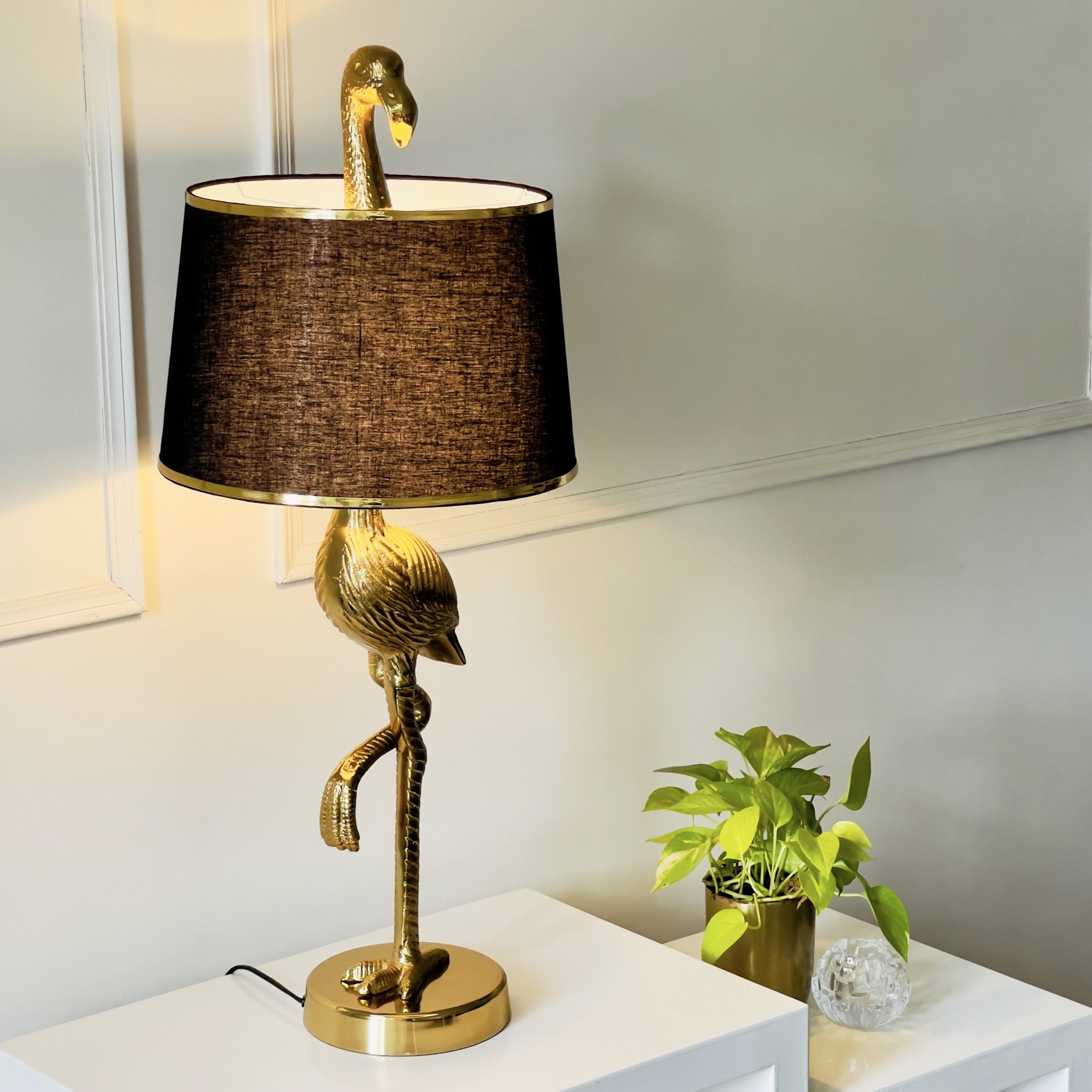 Unique Luxury Table Lamp with Artistic Design	